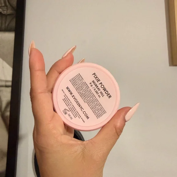Pixie Powder Setting Powder - Picture 5 of 6